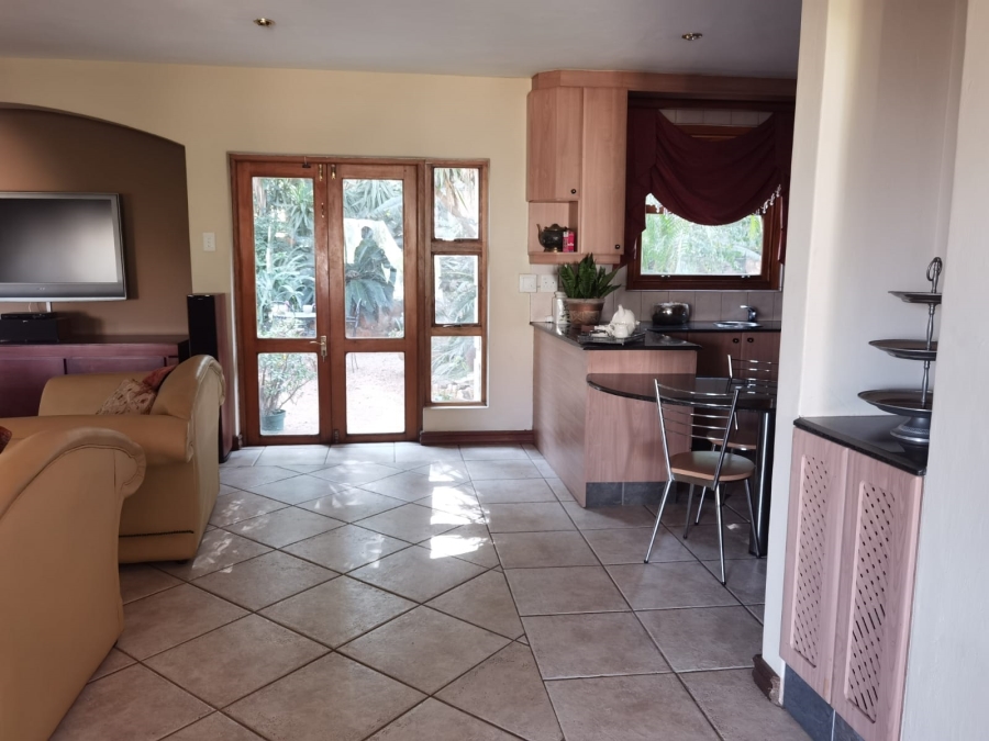 3 Bedroom Property for Sale in Kosmos Ridge North West